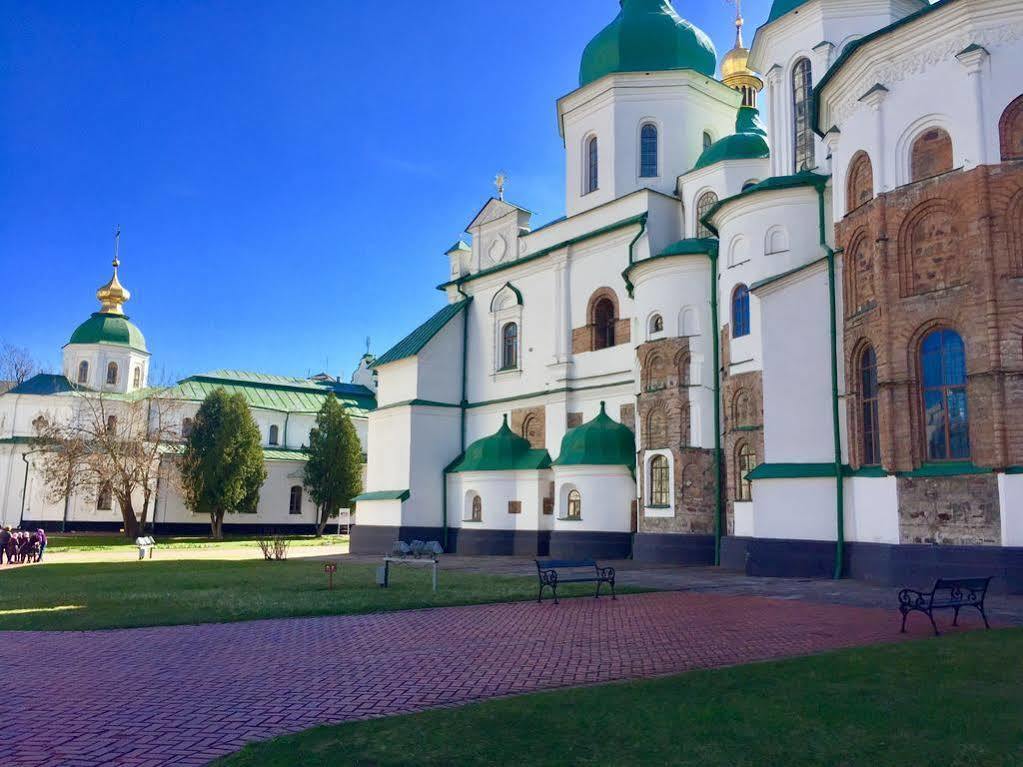 Westend Hostel Kiev Exterior foto